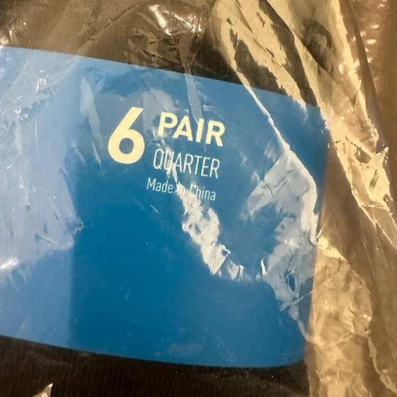 New Unopened Adidas 6 Pair Quarter Socks - Picture 3 of 8